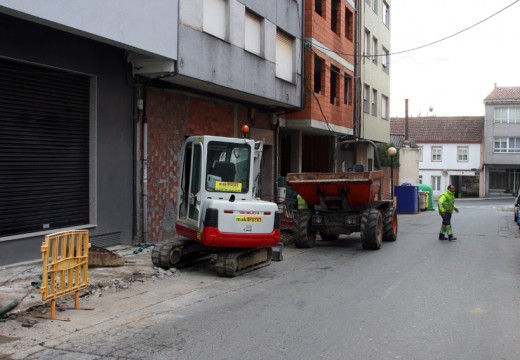 Arranca a construción das novas beirarrúas da rúa Campeiras